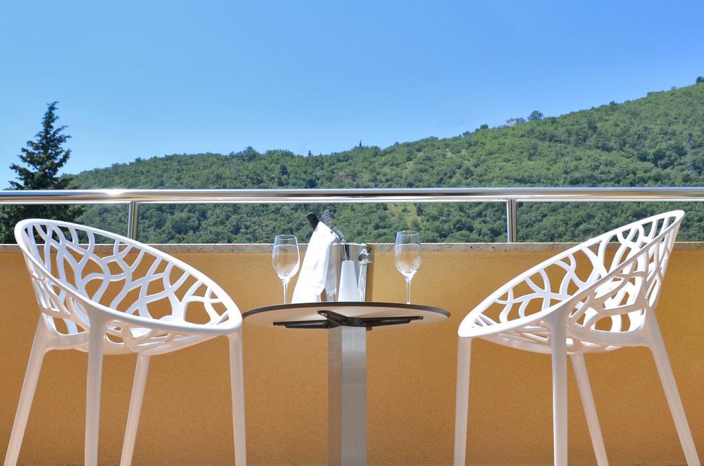 Hotel Villa Privileggio Mošćenička Draga Habitación foto